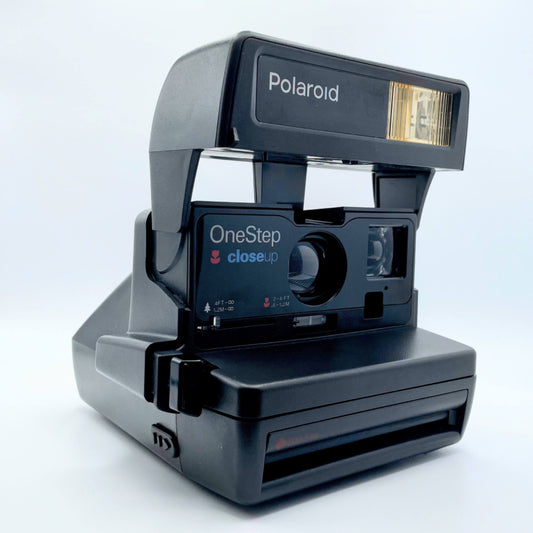 Polaroid 600 - Close Up Instant Film Camera